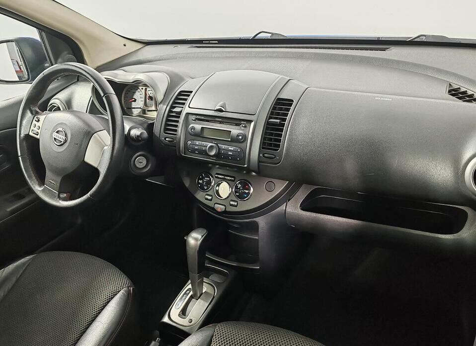 Nissan Note, I 1.6 AT (110 л.с.)