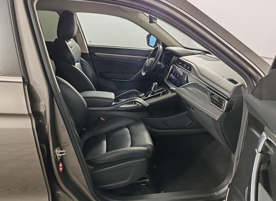 Geely Atlas Pro 1.5 AT (177 л.с.)