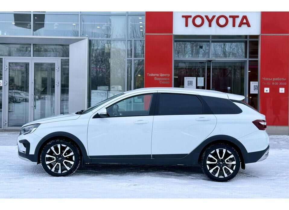 LADA (ВАЗ) Vesta, I Рестайлинг (NG) Cross 1.8 CVT (122 л.с.)