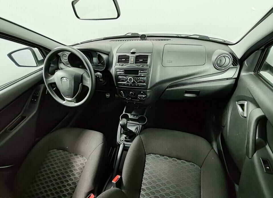 LADA (ВАЗ) Granta 1.6 MT (90 л.с.)