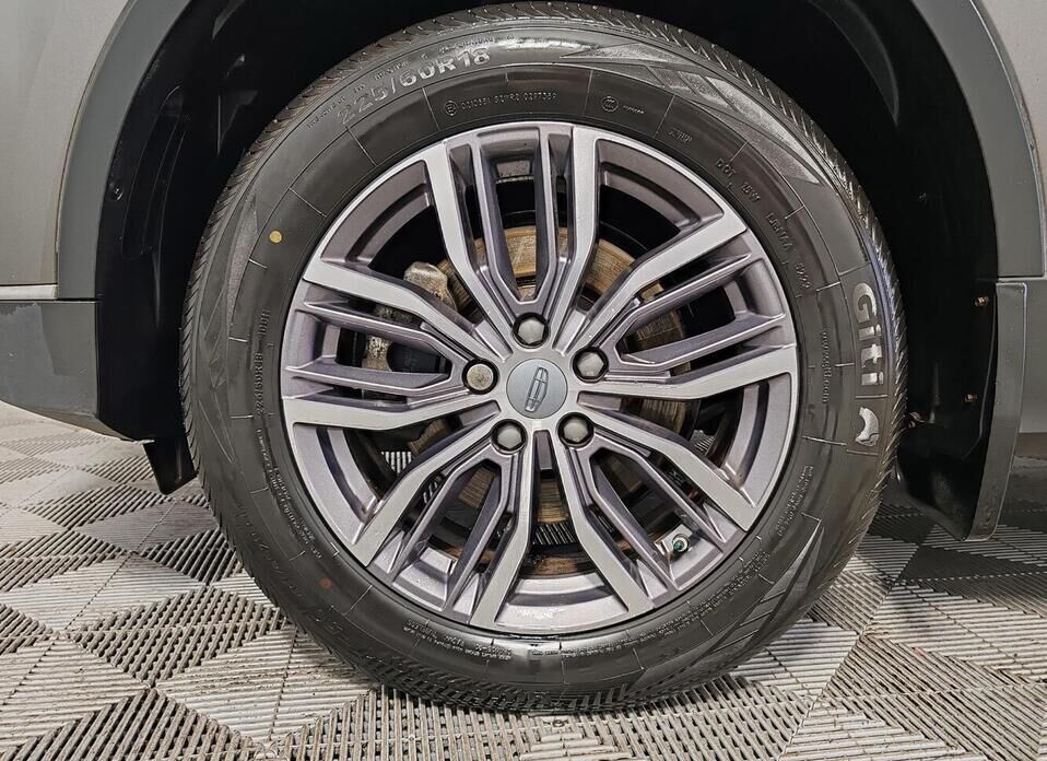 Geely Atlas Pro 1.5 AT (177 л.с.)