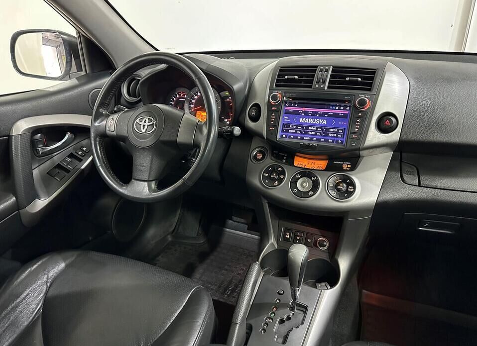 Toyota RAV4 2.0 AT (152 л.с.) 4WD