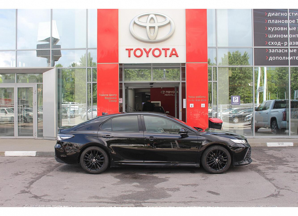 Toyota Camry, VIII (XV70) Рестайлинг 3.5 AT (249 л.с.)