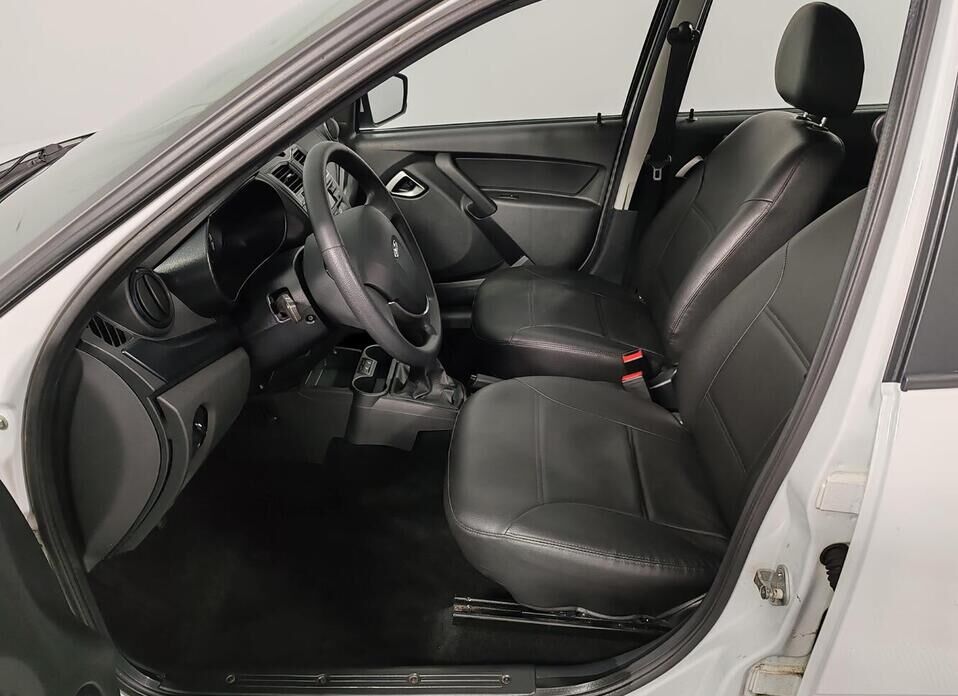 LADA (ВАЗ) Granta, I Рестайлинг 1.6 MT (90 л.с.)