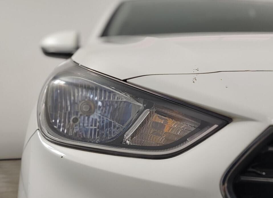 Hyundai Solaris 1.4 AT (100 л.с.)