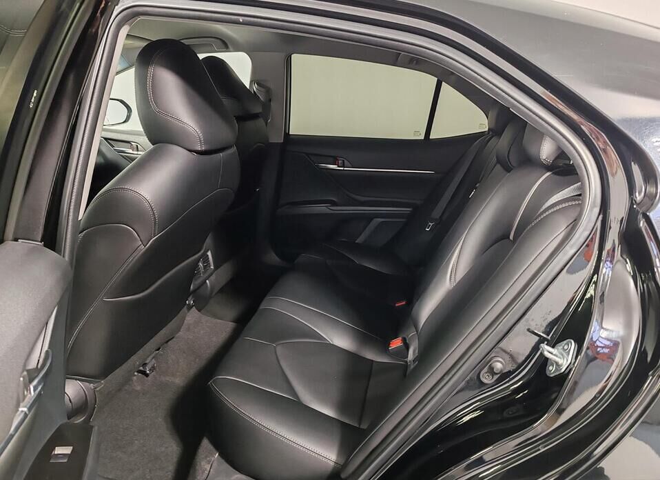 Toyota Camry, VIII (XV70) Рестайлинг 2.0 CVT (150 л.с.)