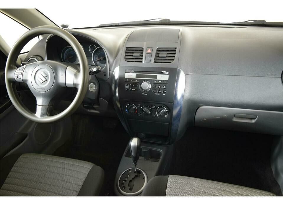 Suzuki SX4 1.6 AT (112 л.с.) 4WD