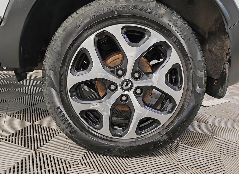 Renault Kaptur 2.0 MT (143 л.с.) 4WD
