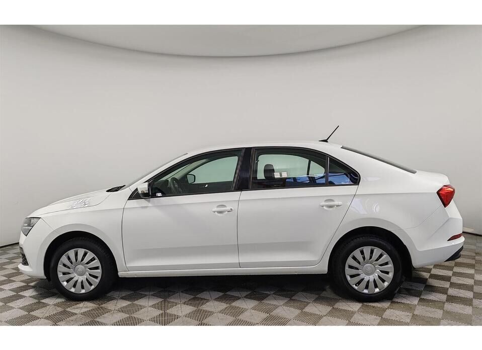 Skoda Rapid 1.6 MT (90 л.с.)