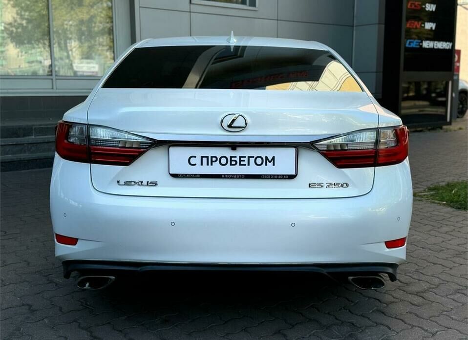 Lexus ES 250 2.5 AT (184 л.с.)