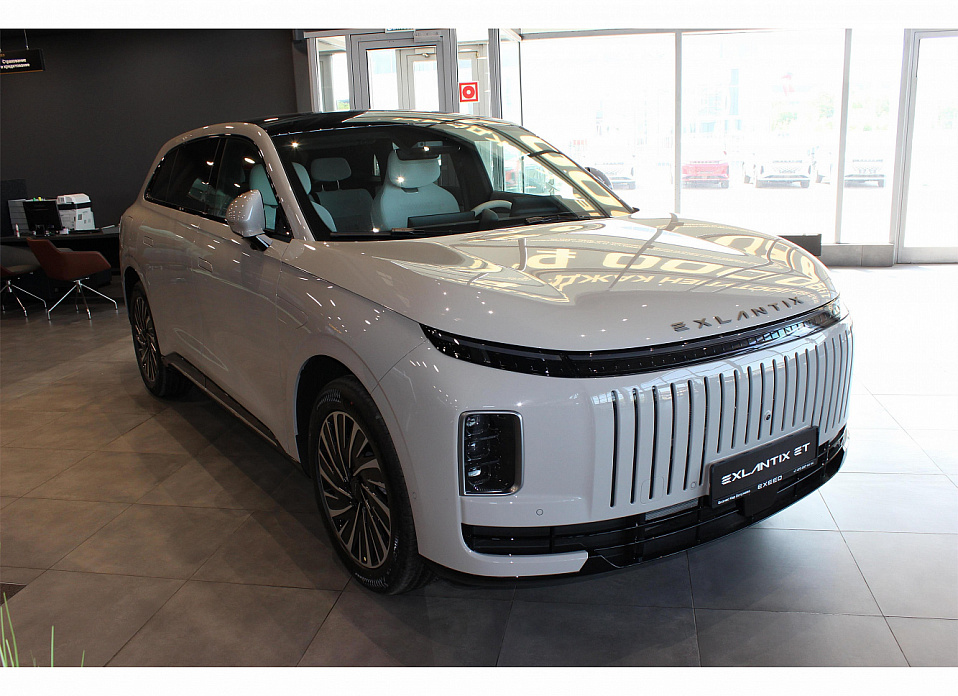 Exlantix ET 1.5hyb AT (469 л.с.) 4WD