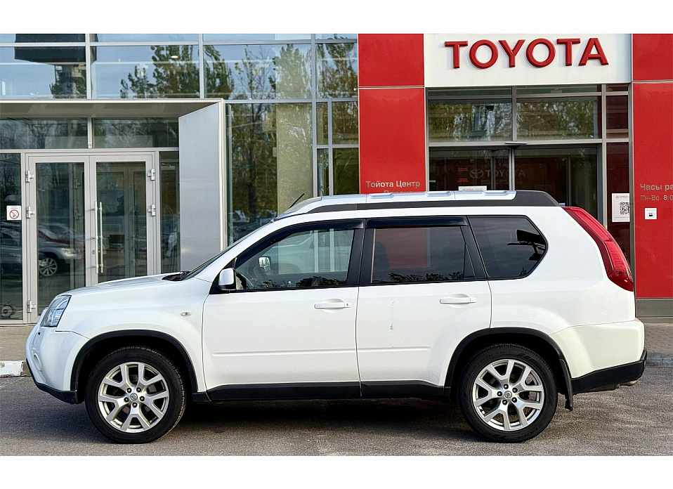 Nissan X-Trail, II Рестайлинг 2.0 MT (141 л.с.) 4WD