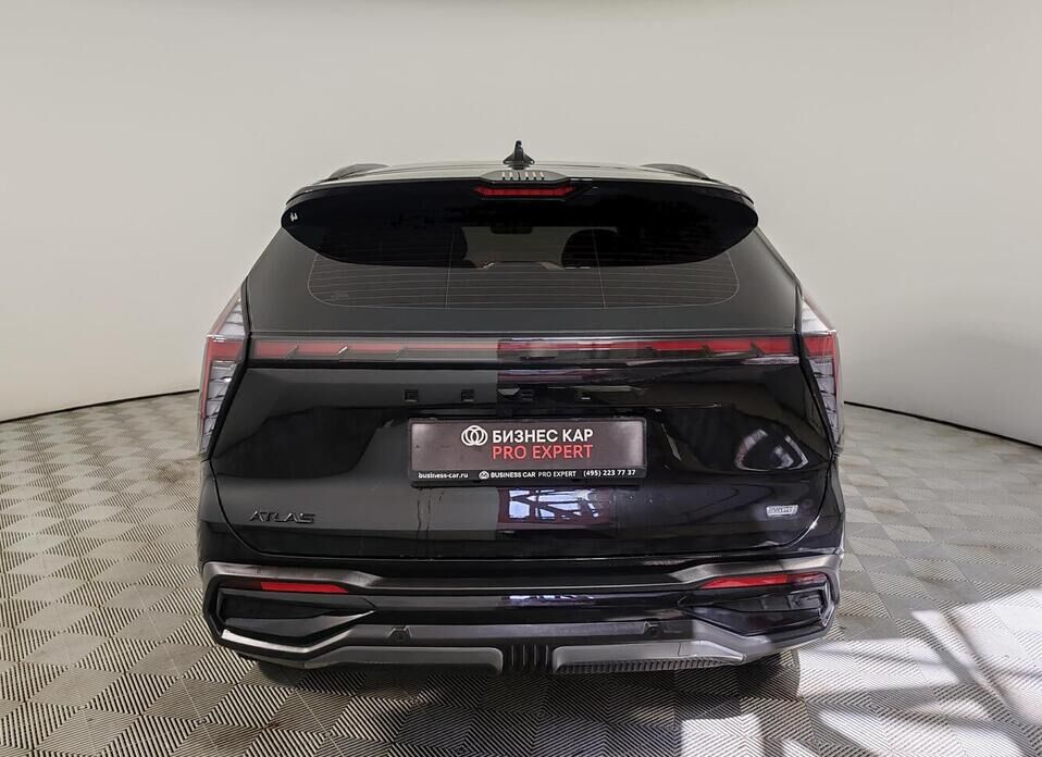 Geely Atlas, II 2.0 AT (200 л.с.) 4WD