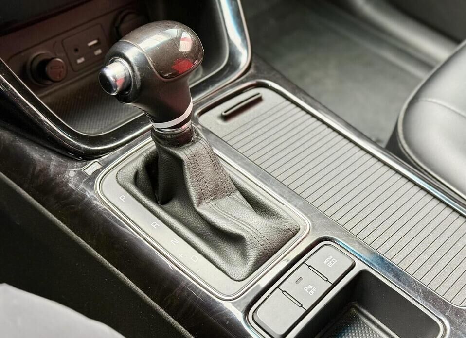 Kia Sorento, II Рестайлинг 2.4 AT (175 л.с.) 4WD