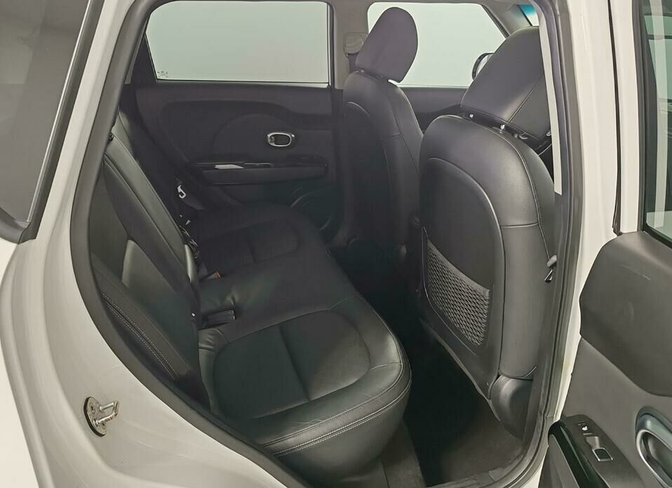 Kia Soul 2.0 AT (150 л.с.)