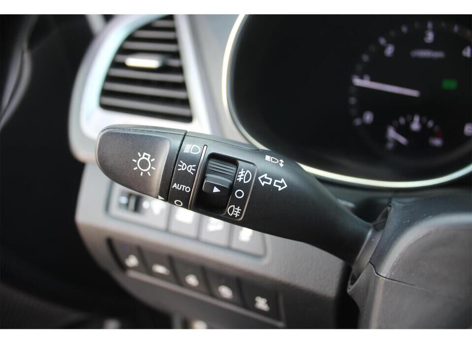 Hyundai Santa Fe, III Рестайлинг 2.2d AT (200 л.с.) 4WD