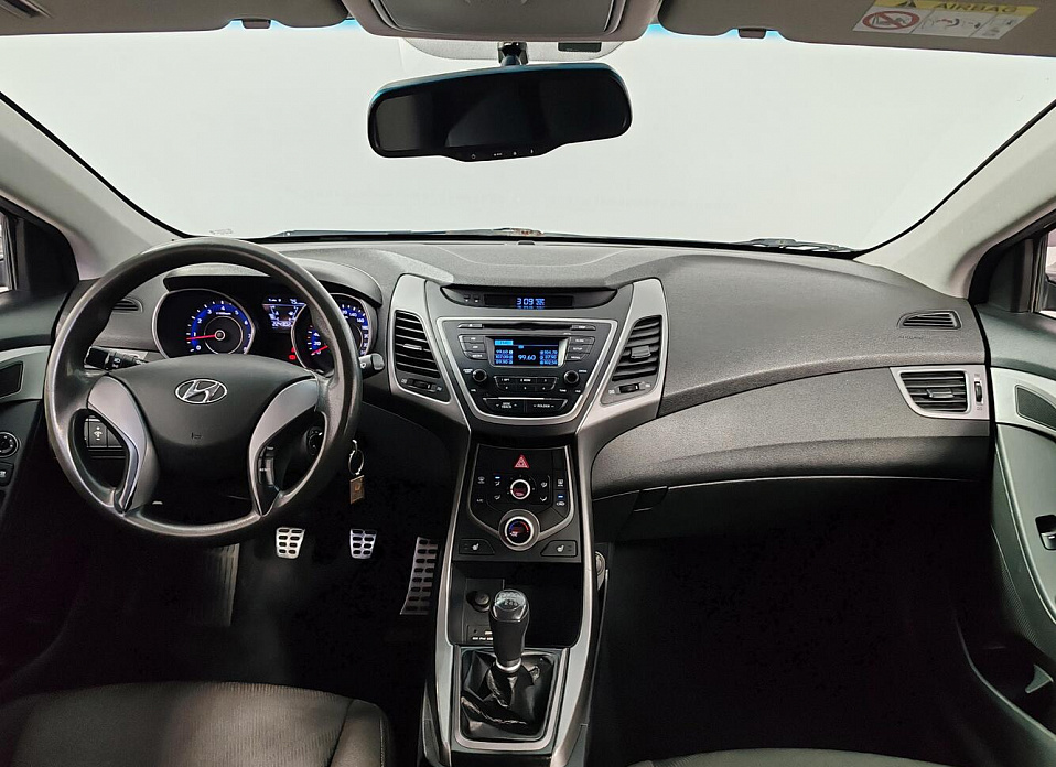 Hyundai Elantra, V (MD) Рестайлинг 1.6 MT (132 л.с.)