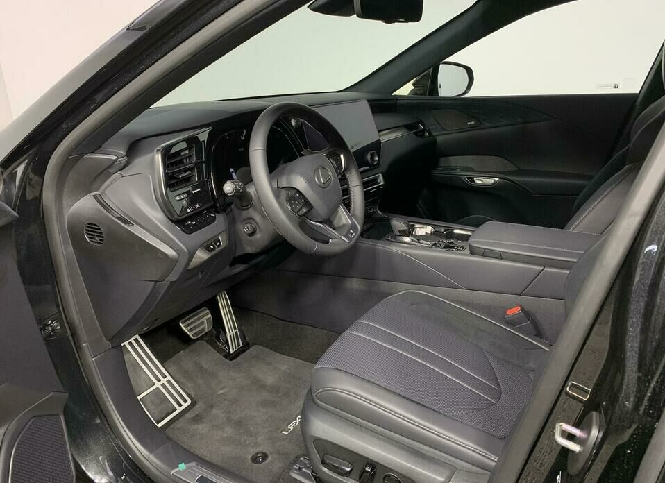 Lexus RX 500h 2.4hyb AT (371 л.с.) 4WD