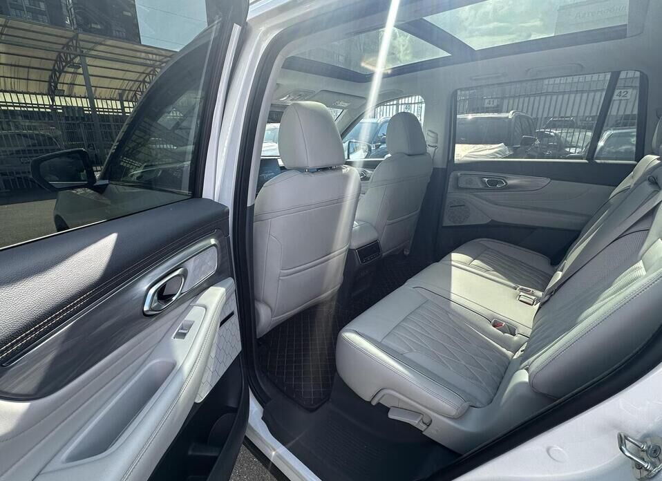 GAC GS8 2.0 AT (231 л.с.) 4WD