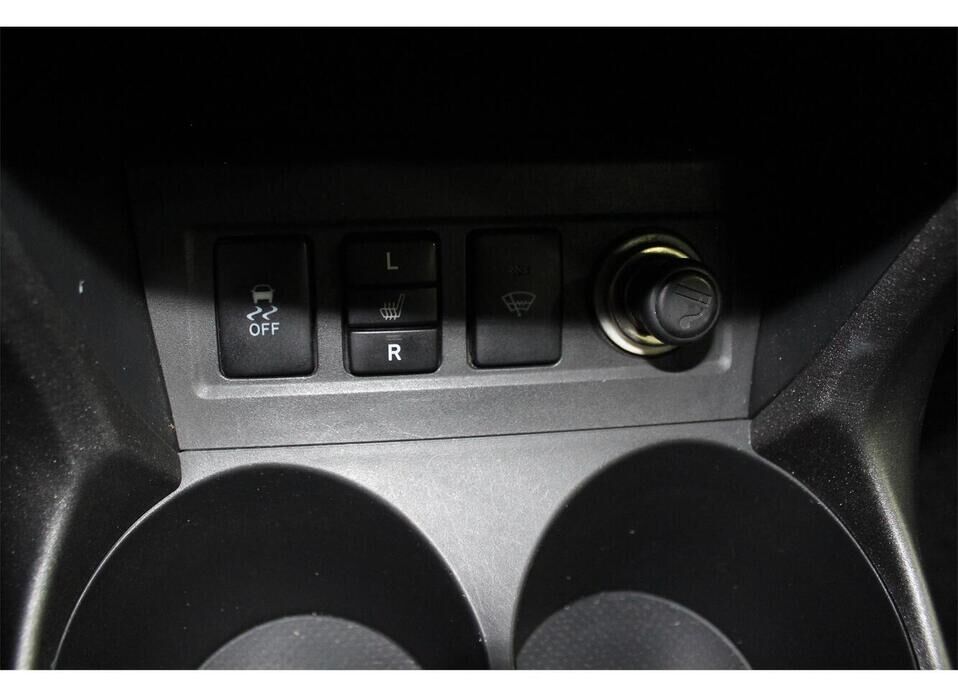 Toyota RAV4, III (XA30) Рестайлинг 2.0 CVT (158 л.с.) 4WD