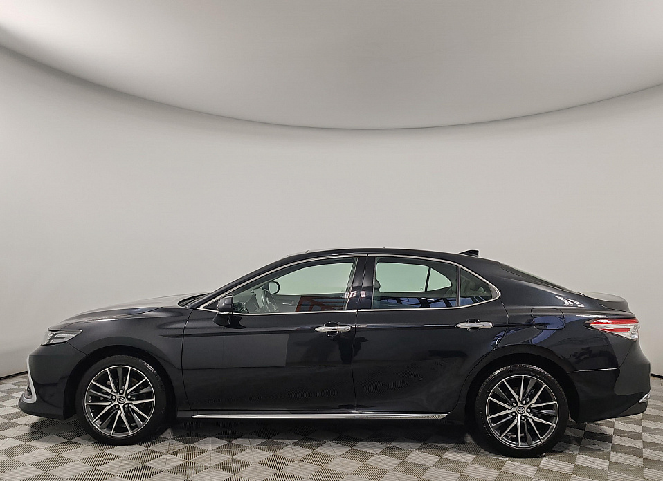 Toyota Camry, VIII (XV70) Рестайлинг 2.5 AT (209 л.с.)