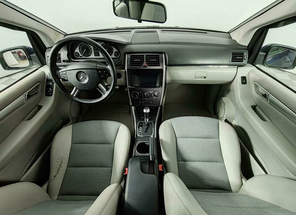Mercedes-Benz B-Класс 200 2.0 CVT (136 л.с.)