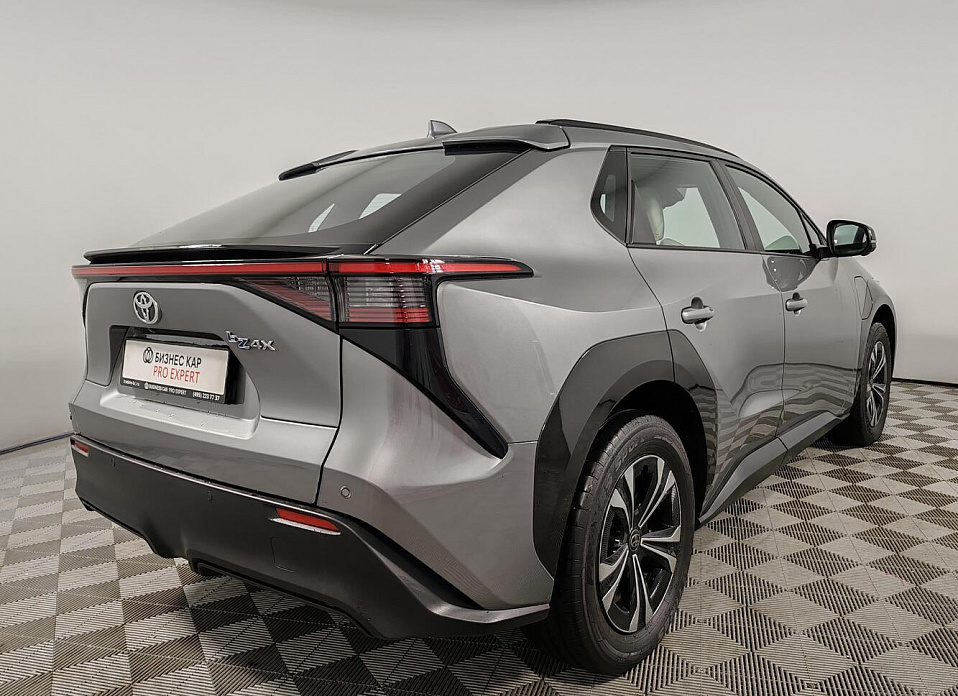 Toyota bZ4X Electro AT (150 кВт)