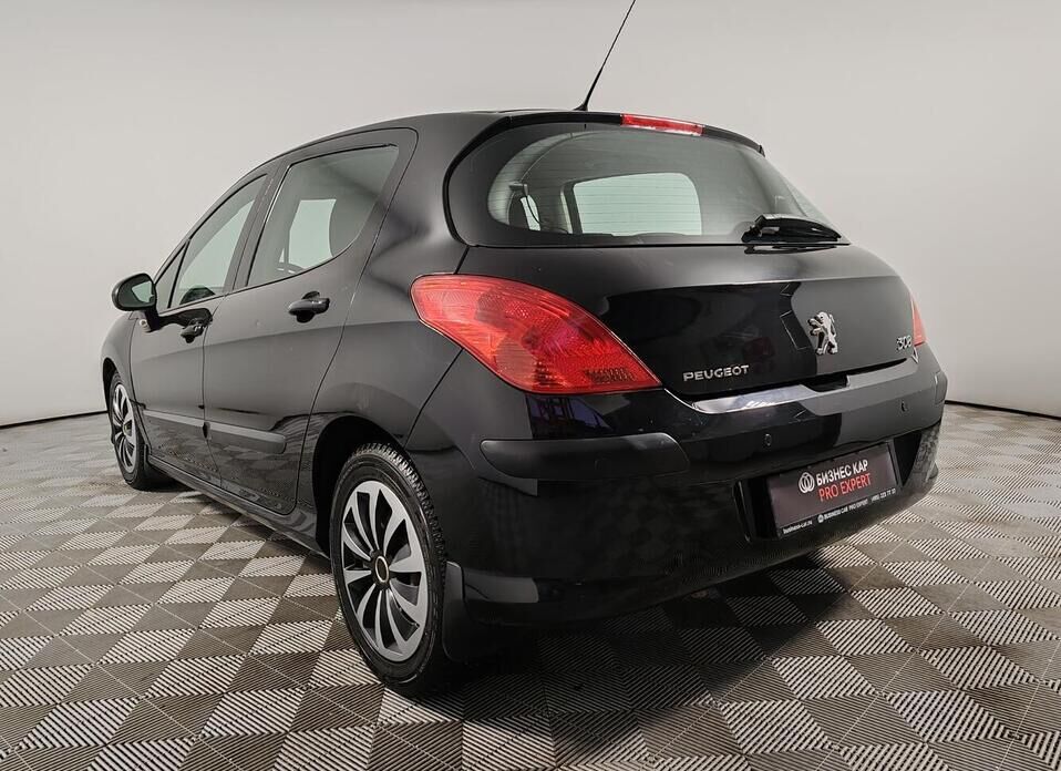 Peugeot 308, I 1.6 AT (120 л.с.)