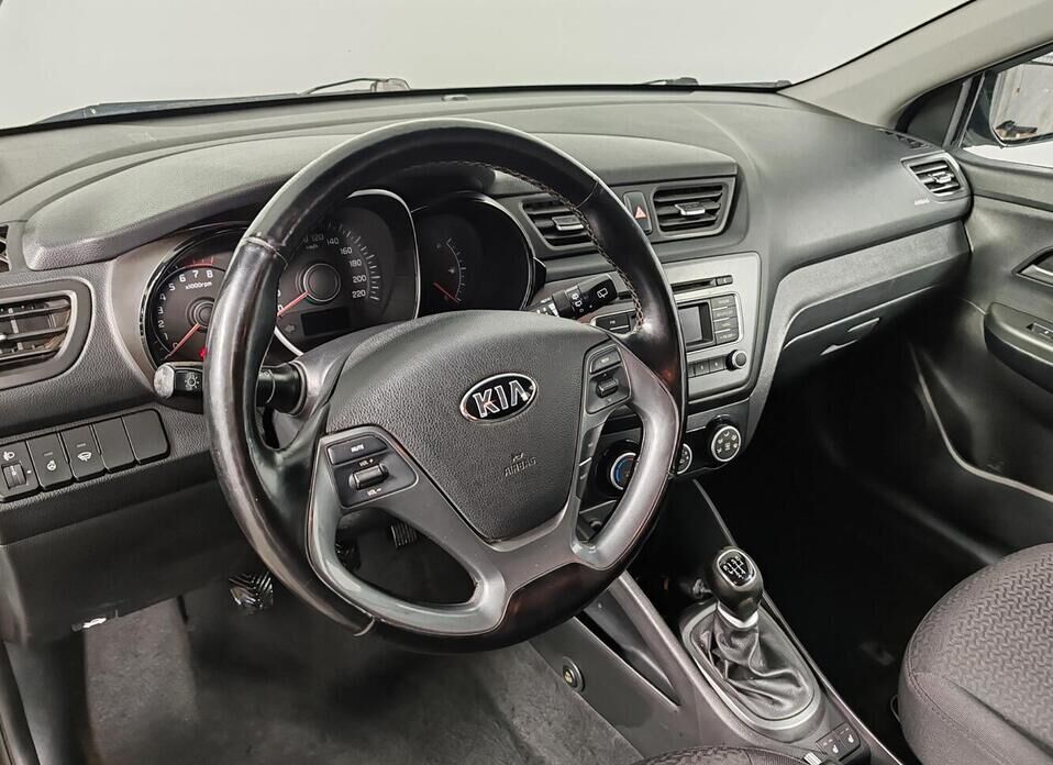 Kia Rio, III Рестайлинг 1.4 MT (107 л.с.)