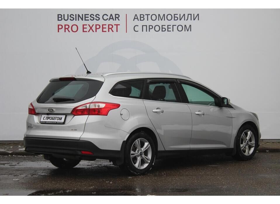 Ford Focus, III 1.6 AMT (125 л.с.)