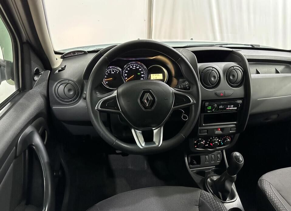 Renault Duster, I Рестайлинг 1.6 MT (114 л.с.)