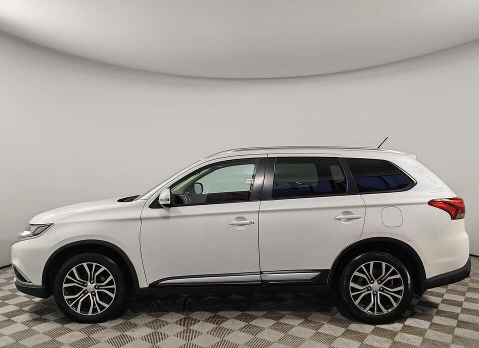 Mitsubishi Outlander, III Рестайлинг 2 2.0 CVT (146 л.с.) 4WD