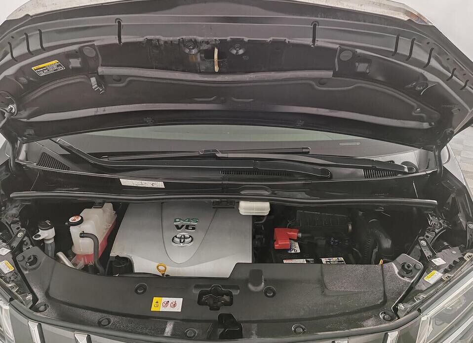 Toyota Alphard, III Рестайлинг 3.5 AT (300 л.с.)