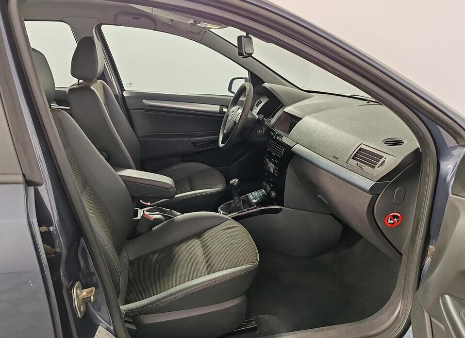 Opel Astra 1.8 MT (140 л.с.)
