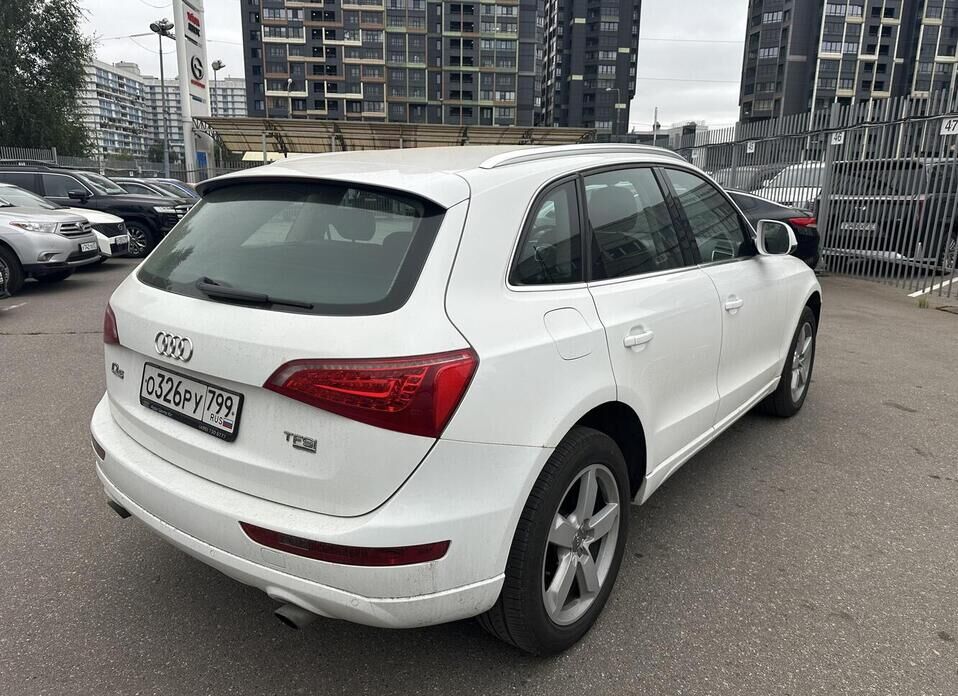 Audi Q5 2.0 AMT (211 л.с.) 4WD