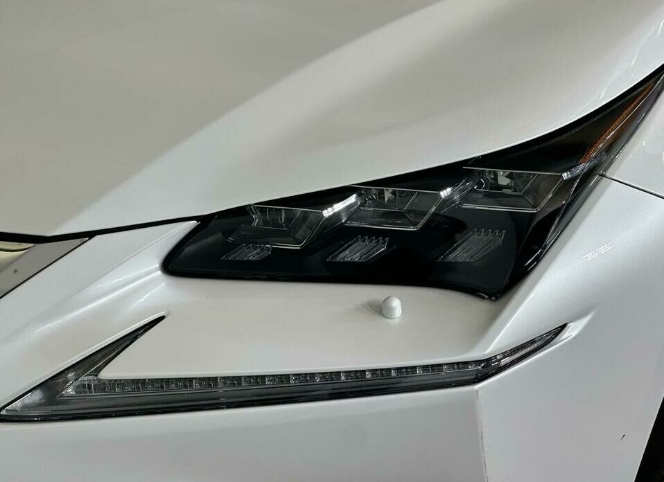 Lexus NX 200t 2.0 AT (238 л.с.) 4WD