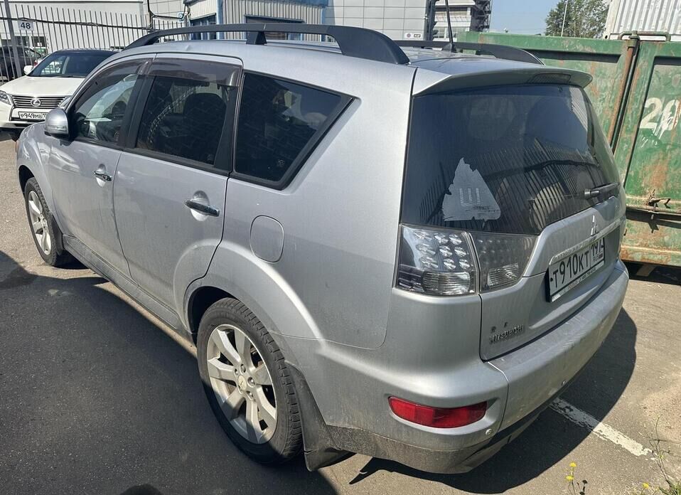 Mitsubishi Outlander 2.4 CVT (170 л.с.) 4WD
