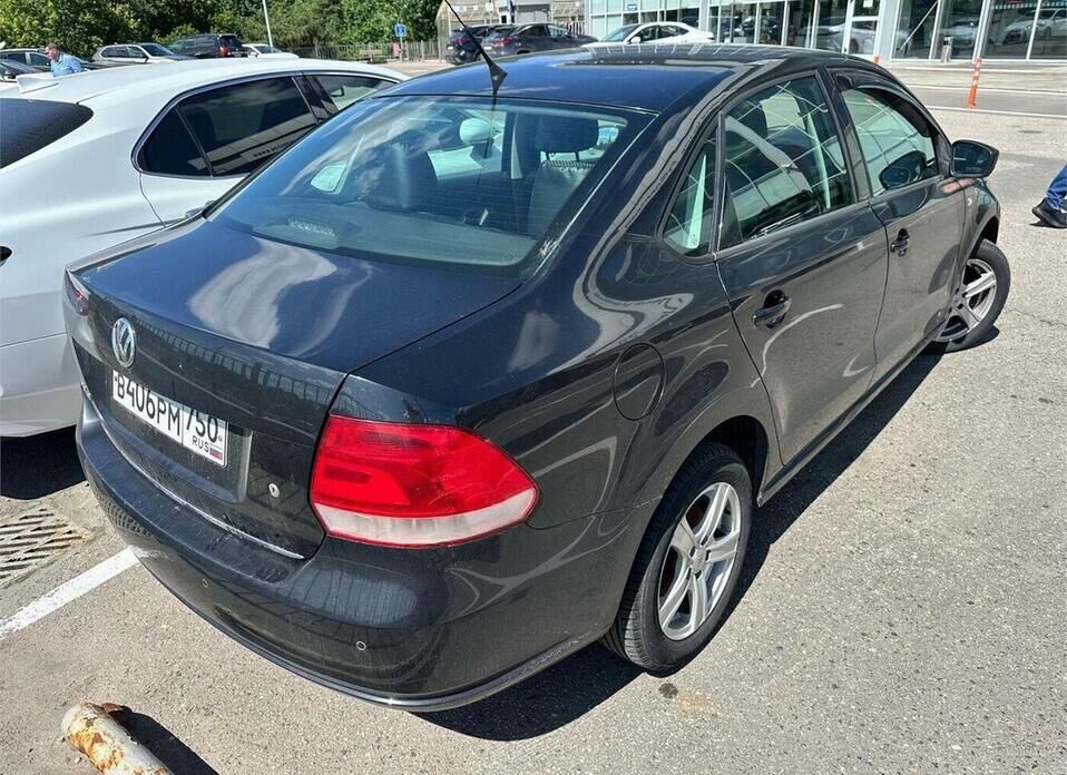 Volkswagen Polo 1.6 AT (105 л.с.)