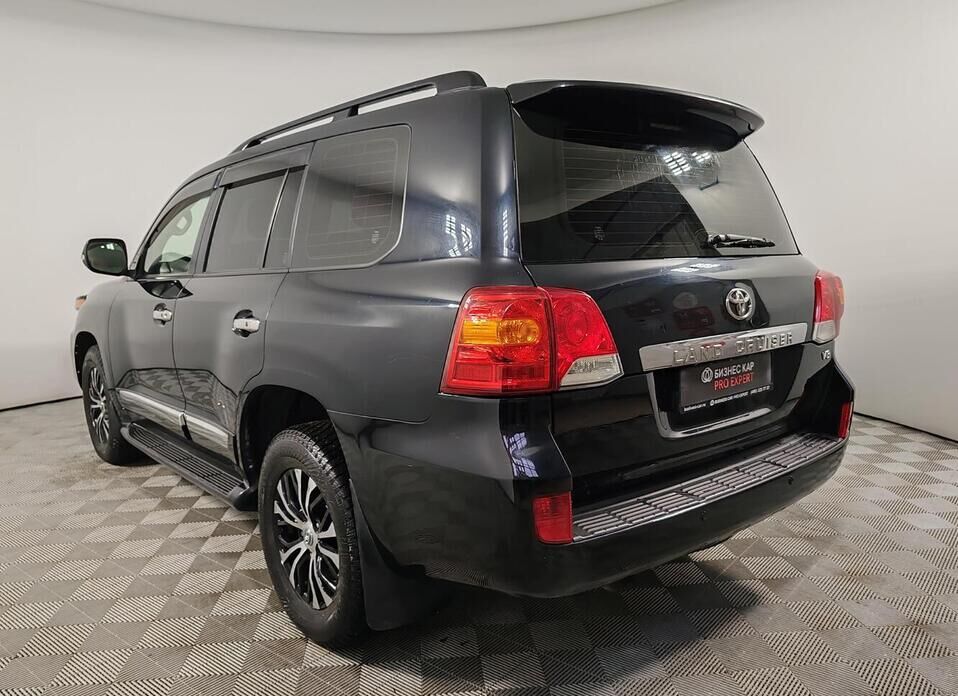 Toyota Land Cruiser, 200 Series Рестайлинг 1 4.5d AT (235 л.с.) 4WD