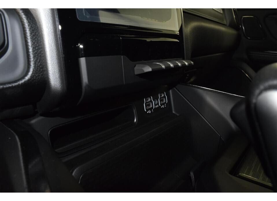 RAM 1500, V Quad Cab eTorque 5.7 AT (395 л.с.) 4WD