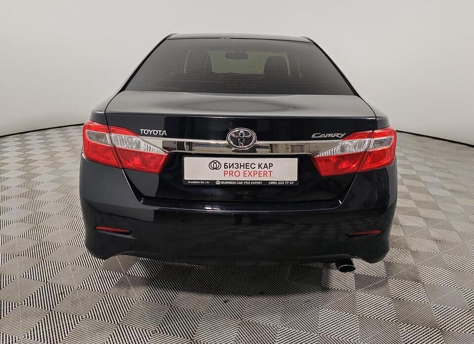 Toyota Camry, VII (XV50) 2.5 AT (181 л.с.)