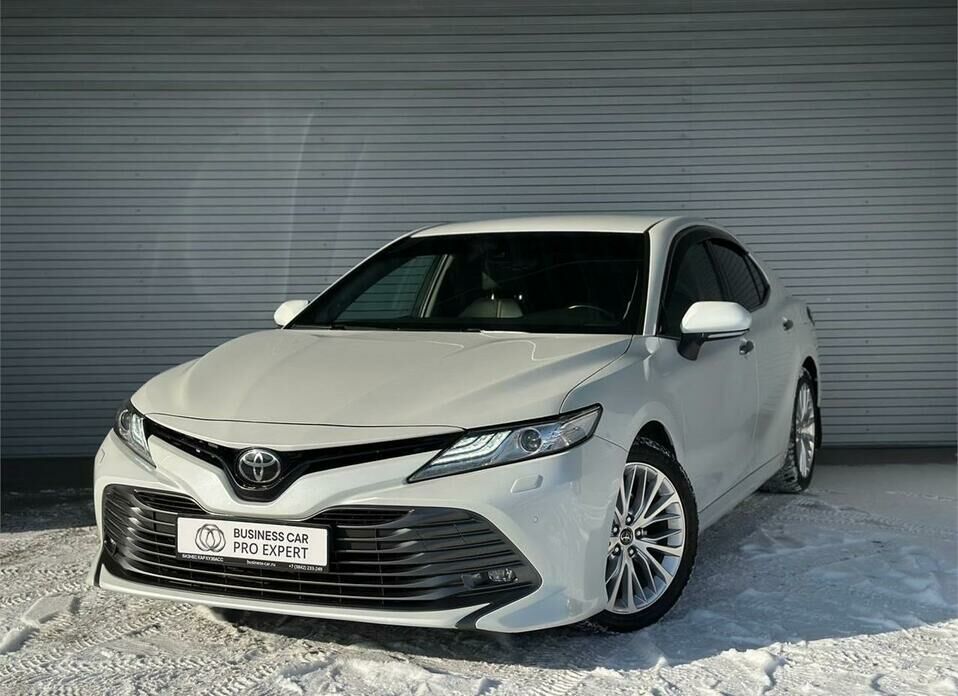 Toyota Camry 2.5 AT (181 л.с.)