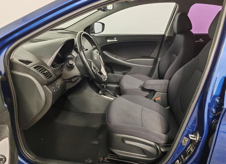 Hyundai Solaris, I Рестайлинг 1.6 AT (123 л.с.)