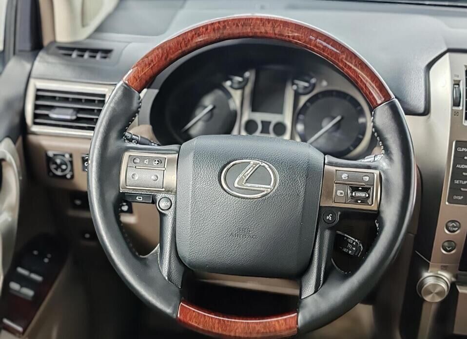 Lexus GX, II 460 4.6 AT (296 л.с.) 4WD