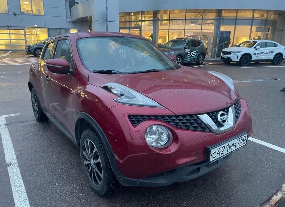 Nissan Juke, I Рестайлинг 1.6 CVT (117 л.с.)