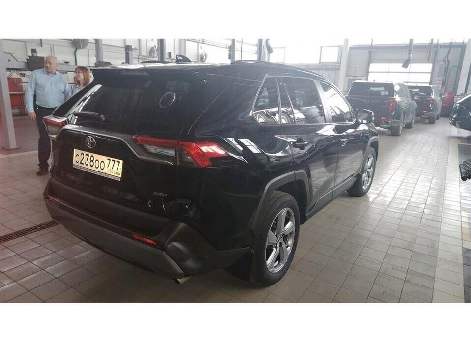 Toyota RAV4, V (XA50) 2.5 AT (199 л.с.) 4WD