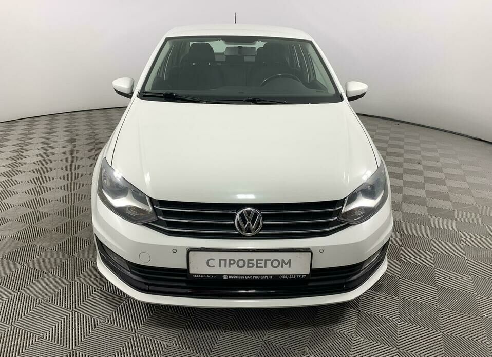 Volkswagen Polo 1.6 AT (110 л.с.)