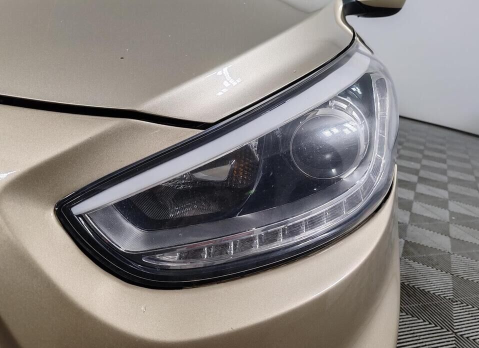 Hyundai Solaris, I 1.6 AT (123 л.с.)