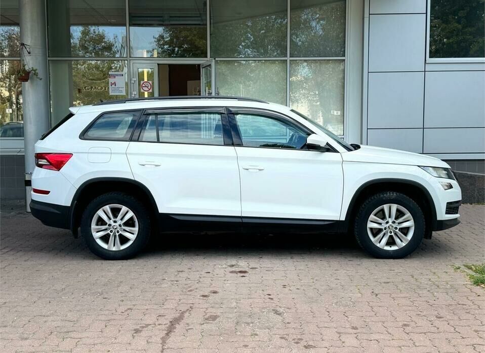 Skoda Kodiaq 2.0 AMT (180 л.с.) 4WD