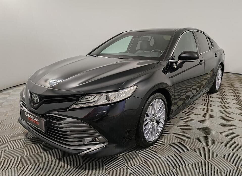 Toyota Camry, VIII (XV70) 3.5 AT (249 л.с.)
